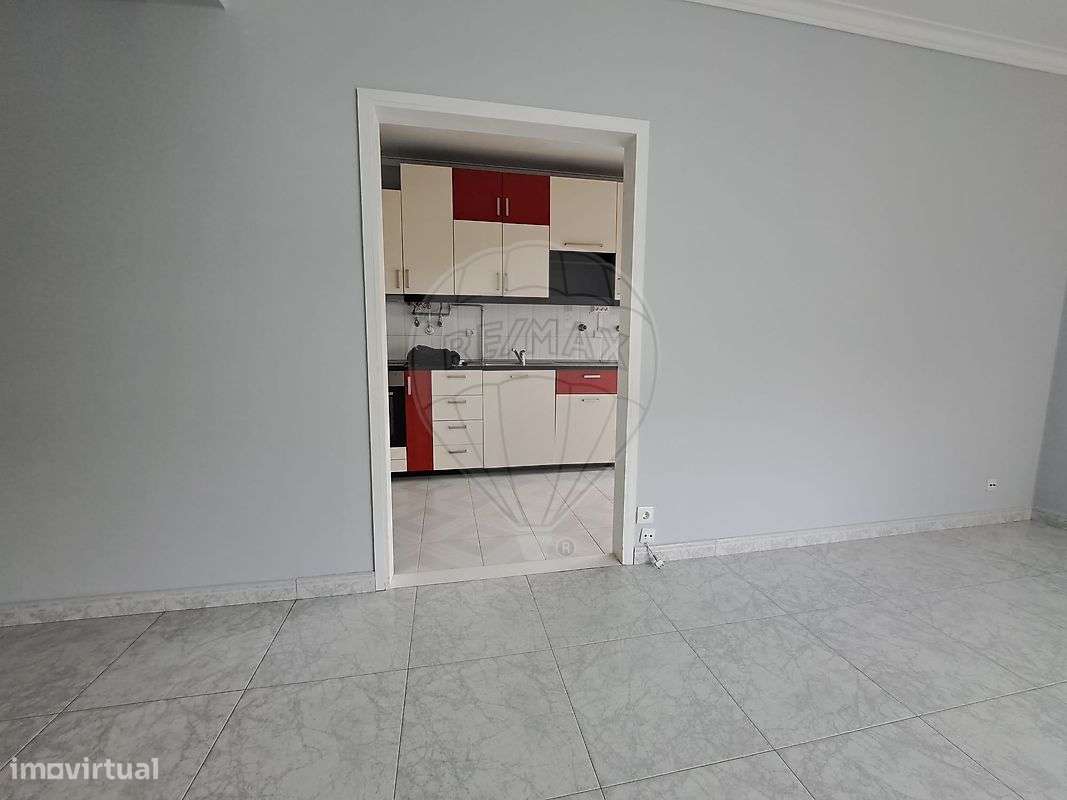 Apartamento T2 para arrendamento - Grande imagem: 4/14