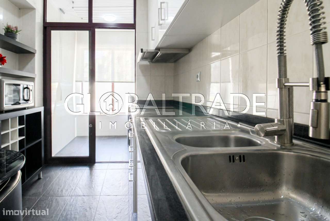 Apartamento T2 Renovado em Valbom-18