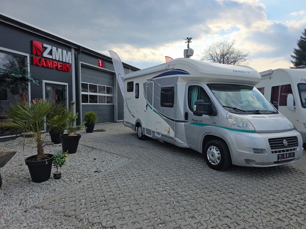 Chausson Flash 28 polintegra opuszczane lóżko 6.99m 2011