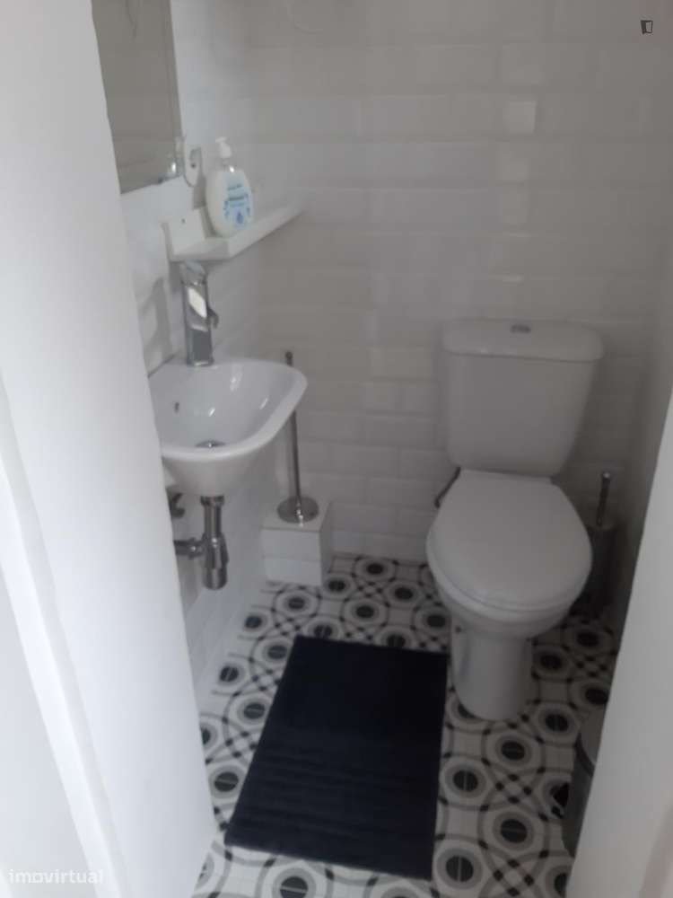 Apartamento com 1 quartos - localizado em Cedofeita Porto - Grande imagem: 4/6