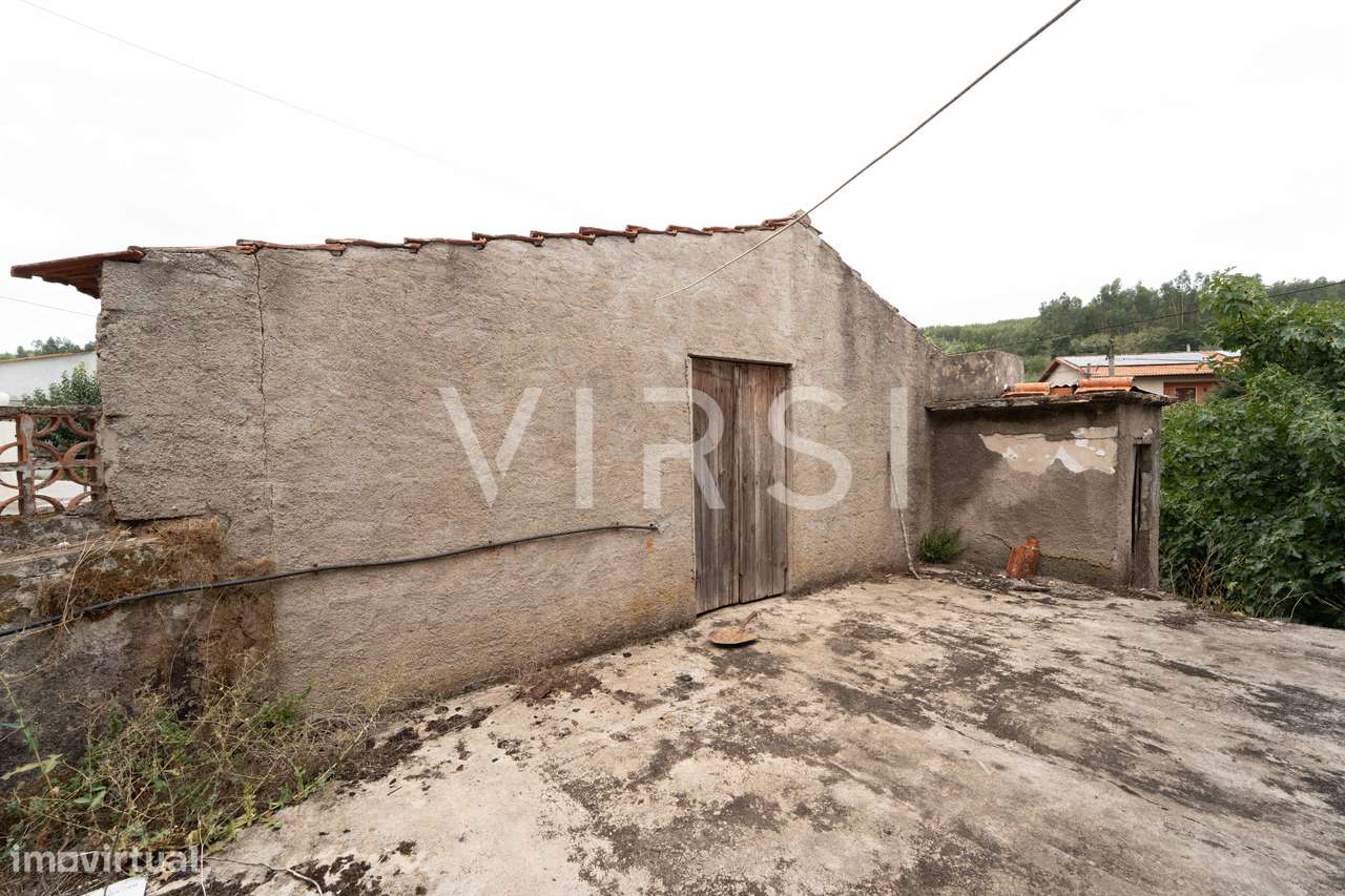 Moradia para reabilitar a 15 min de Coimbra - Urzelhe-16