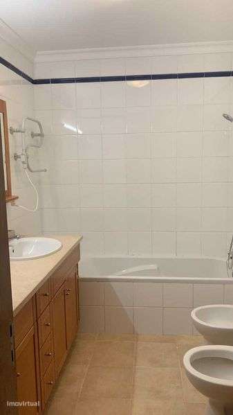 Arrenda se aparsamento - Grande imagem: 5/5