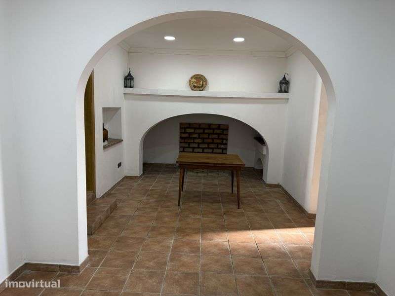 Casa no centro de uma Aldeia no concelho de Moura - Grande imagem: 5/8