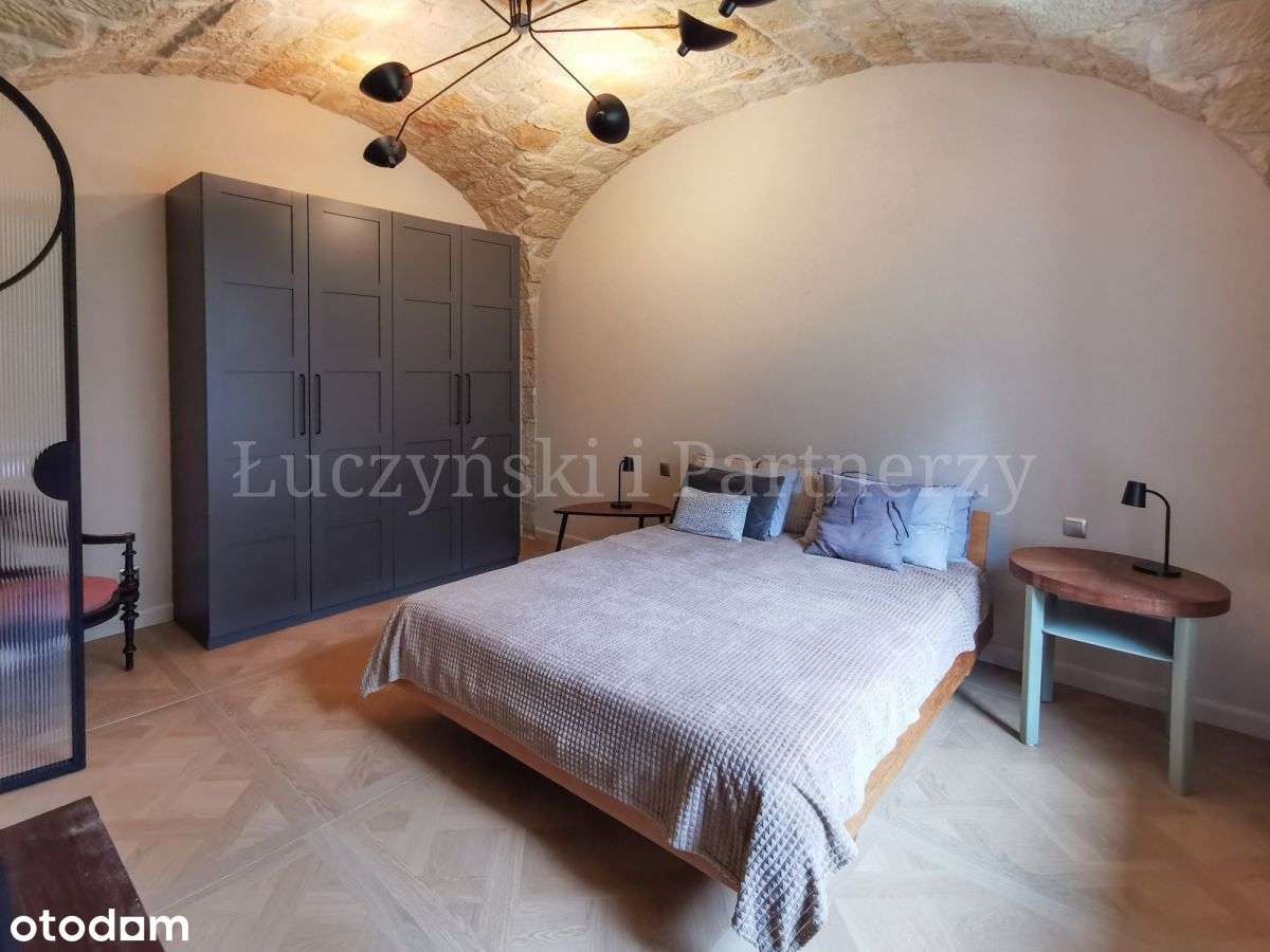 Wyjątkowa posiadłość z nieograniczonym potencjałe-16