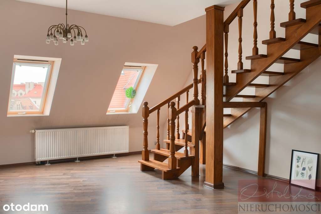 Z dużym tarasem z widokiem w super lokalizacji-8