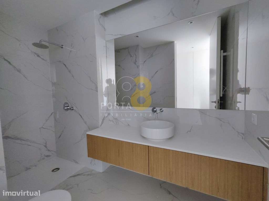 Apartamento T2, em edifício novo junto ao parque da cidade - Grande imagem: 4/44