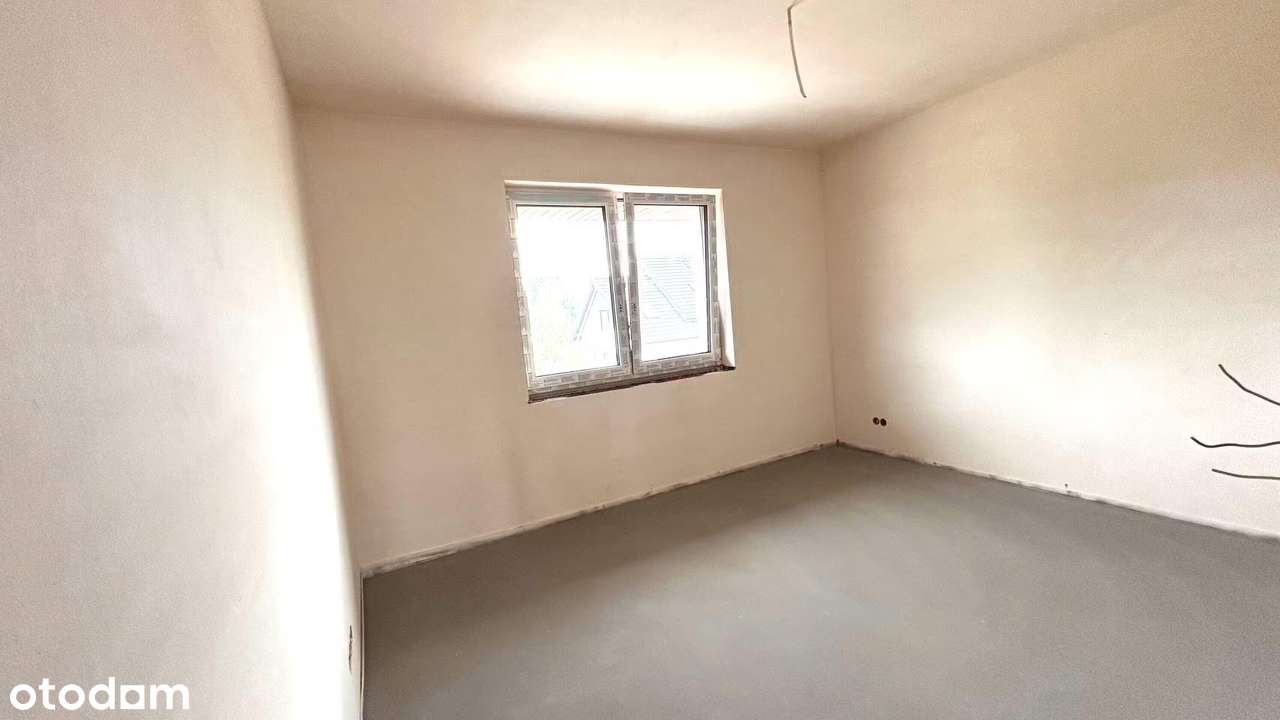 Gotowe mieszkanie z poddaszem blisko PKP i szkoły w Ostrówku - Pełny obrazek: 5/9