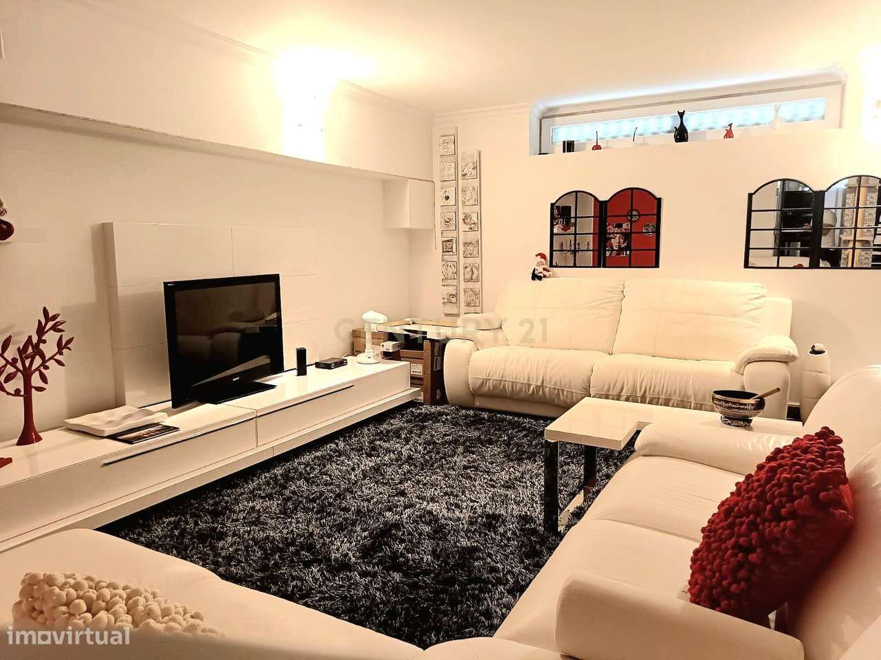 Apartamento Duplex com 175m2 - Sobreda, Almada. - Grande imagem: 2/48