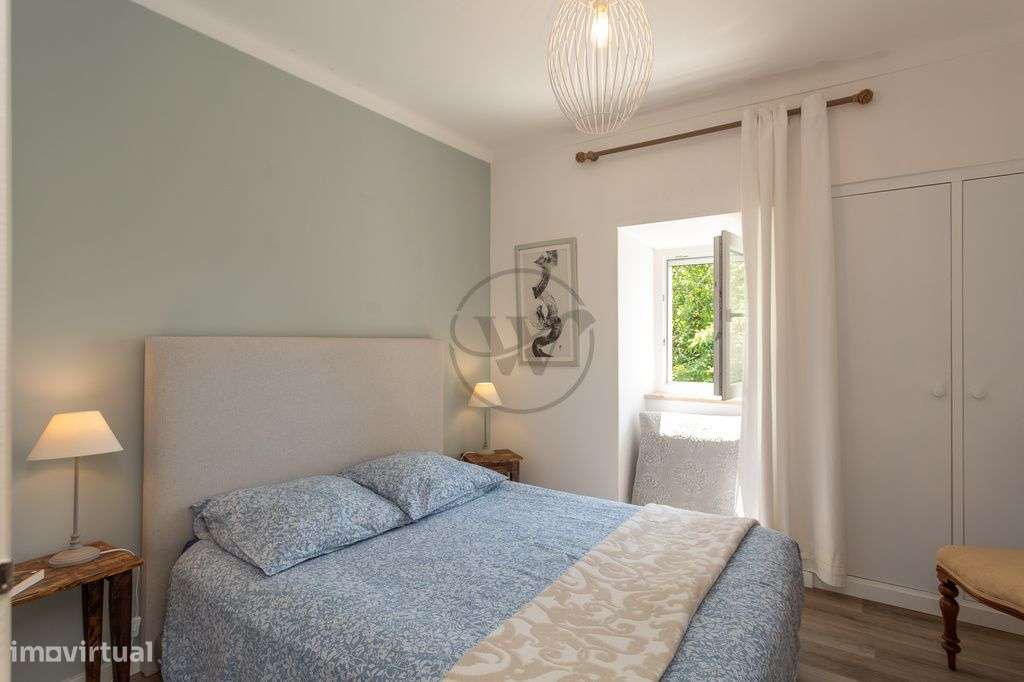 Moradia T5 com jardim e piscina no coração histórico de Azeitão-41