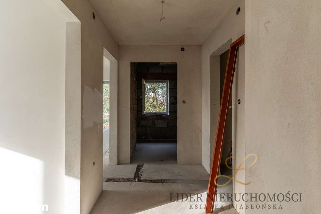 Dom w Klimontowie, woj. świętokrzyskie-10