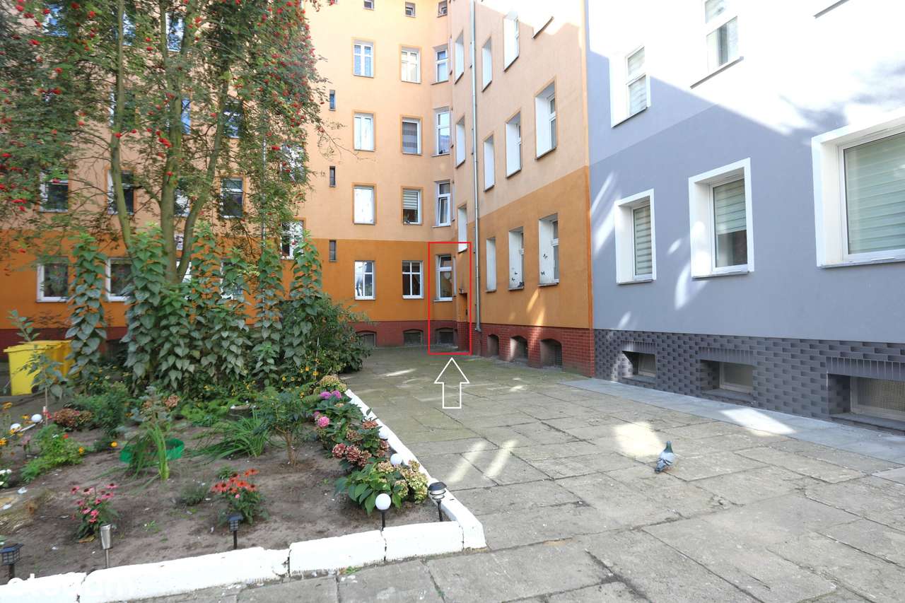 Kawalerka NA PARTERZE DO KAPITALNEGO REMONTU.-5