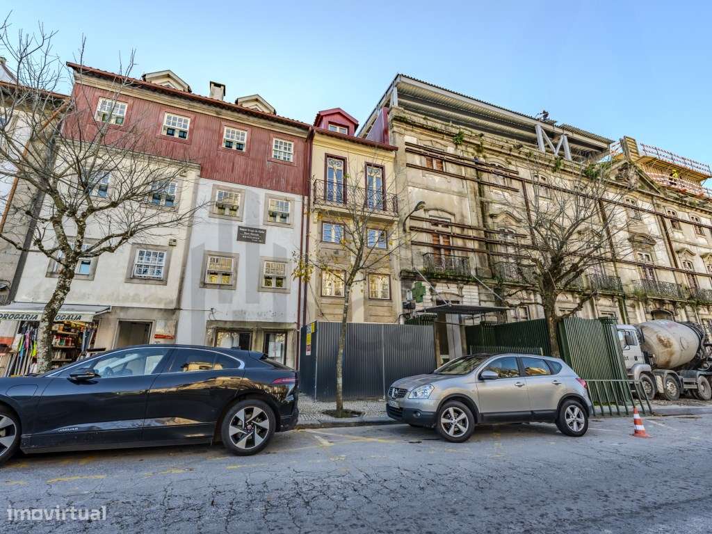 Arrenda-se T1 Mobilado - Braga C. Histórico - Grande imagem: 3/29