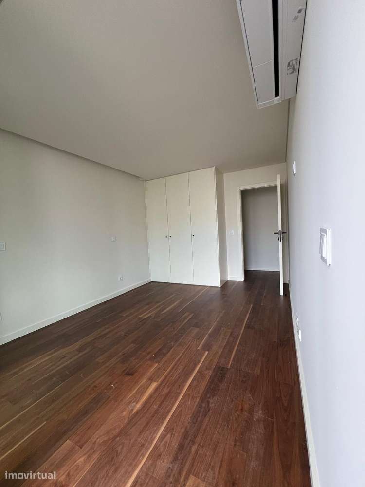 T 3 Novo V. N. Gaia  Av . República  Metro João de Deus Pronto Habitar-36