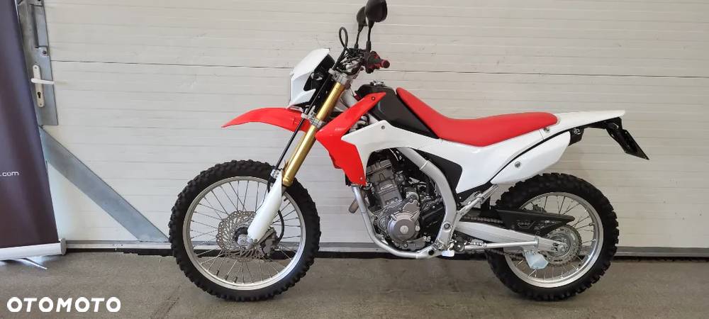 Honda CRF - 6