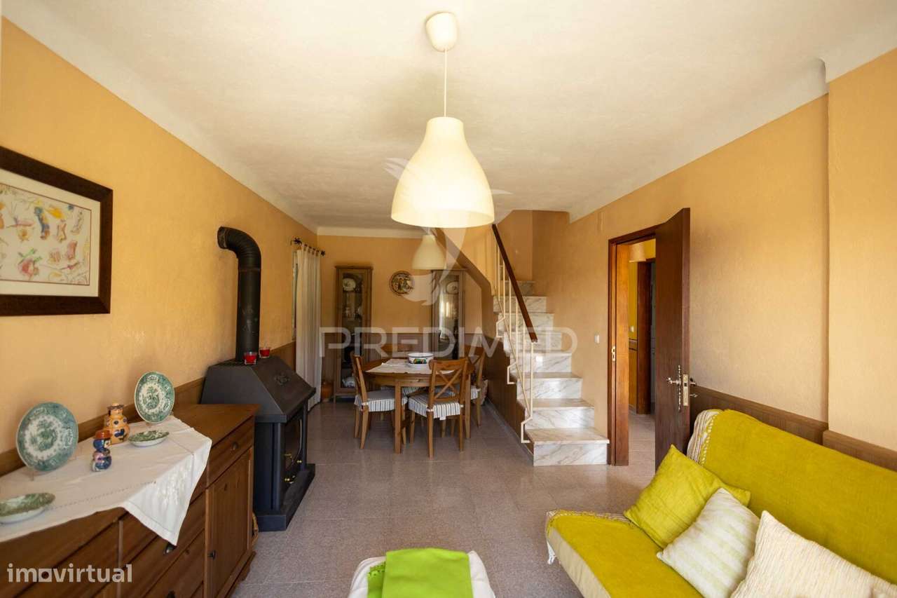 Moradia T2 com Quintal e Garagem - Grande imagem: 2/38