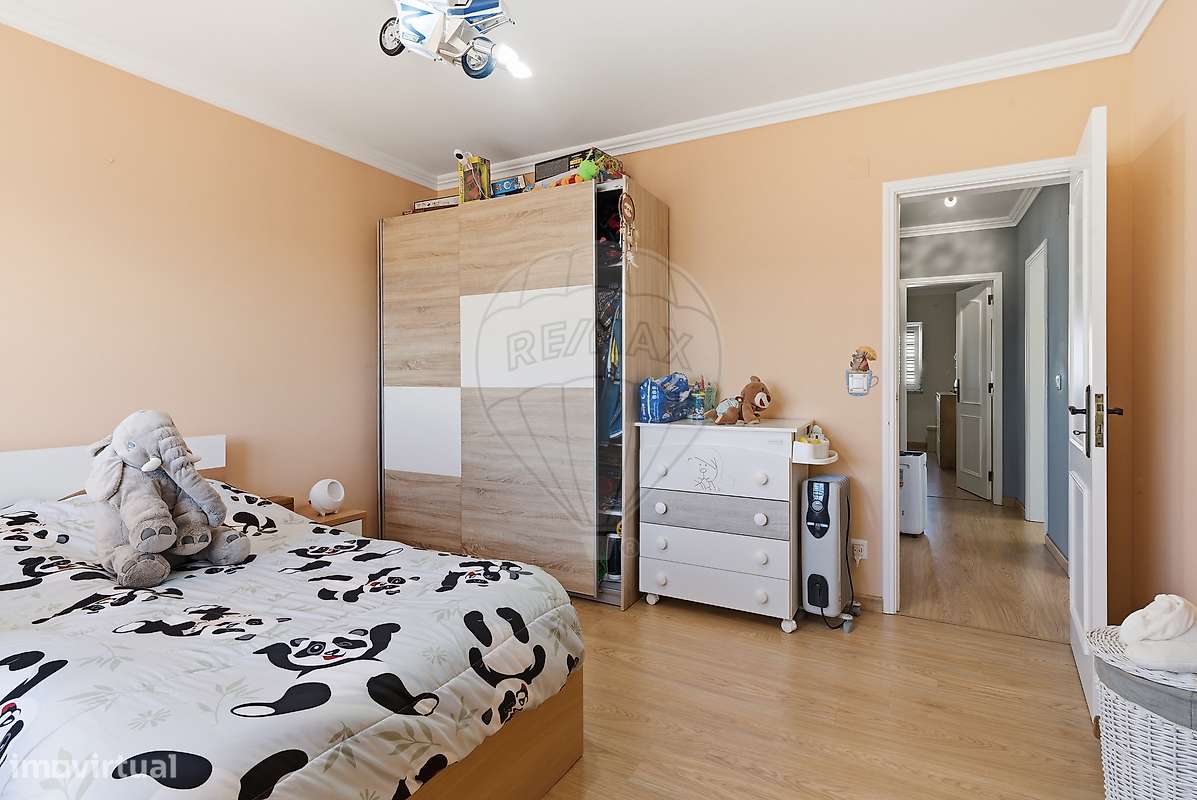 Moradia T5 para venda - Grande imagem: 2/25