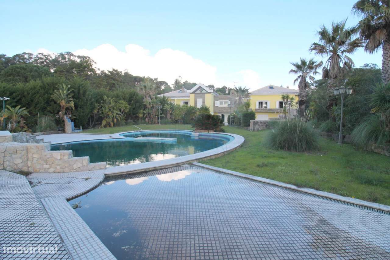 Vivenda de Luxo com Piscina Belas-14