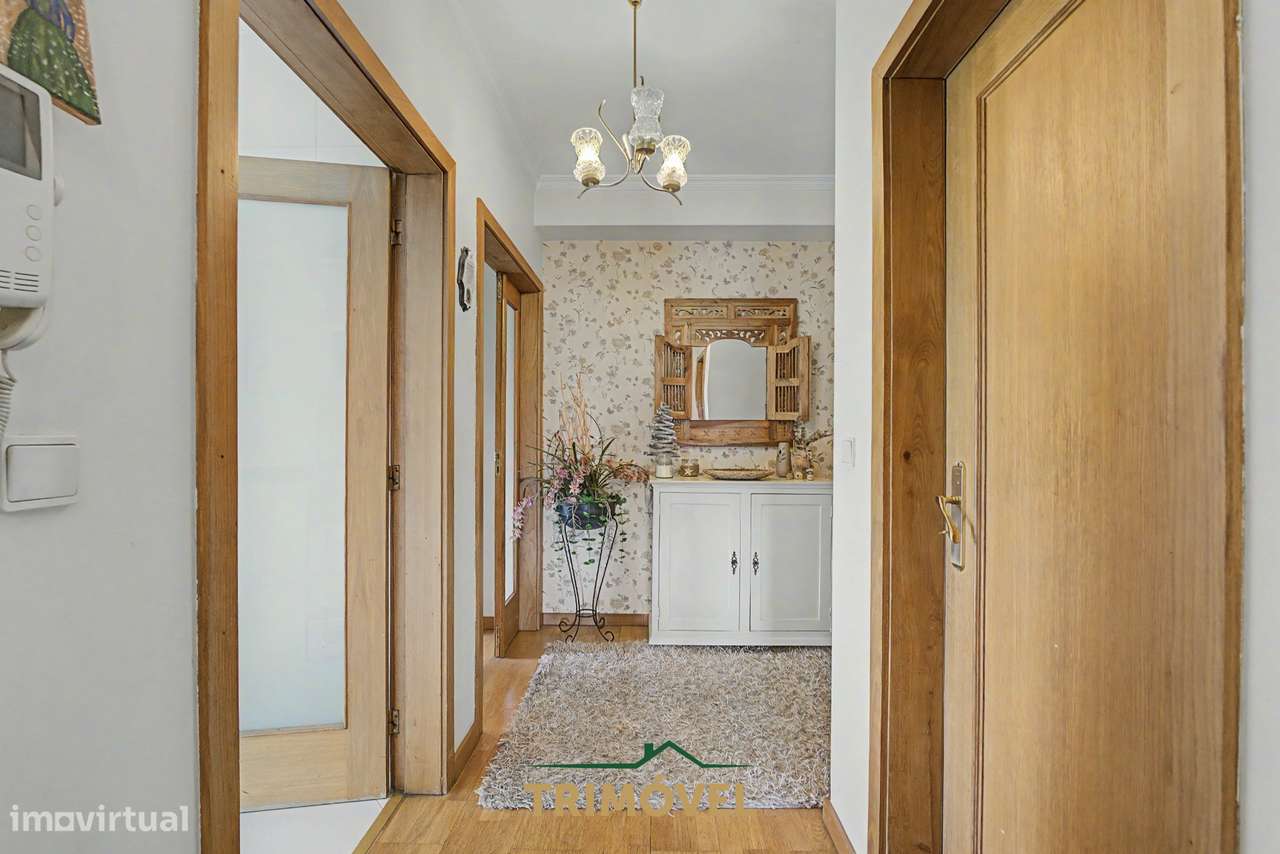 Apartamento T3 com Terraço, São João da Madeira-10