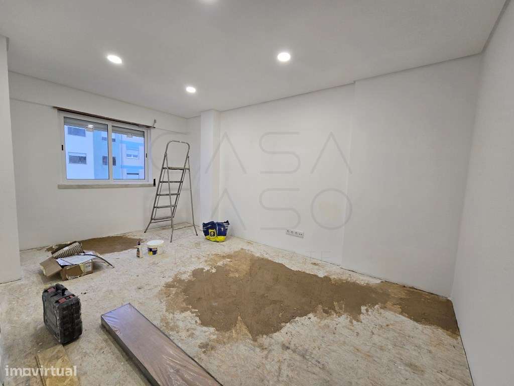 Apartamento T2 totalmente remodelado - Azeda, Setúbal-2