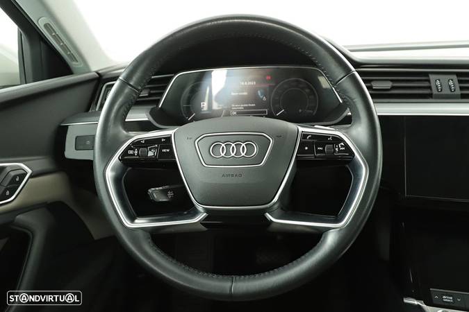 Audi e-tron 55 quattro - 15