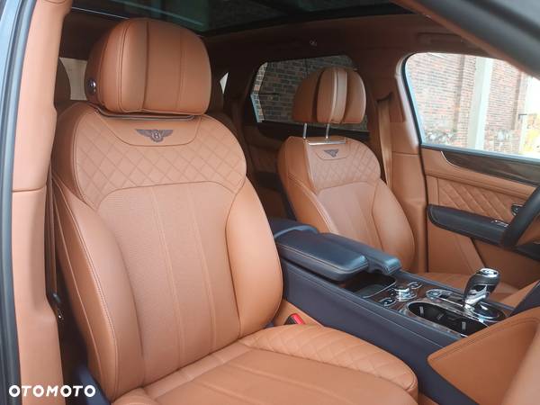 Bentley Bentayga W12 - 13