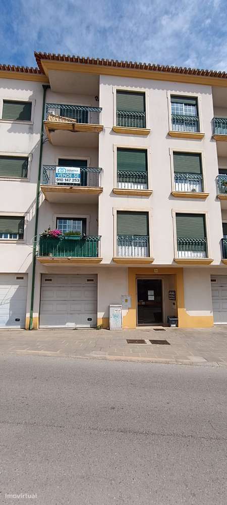 Magnifico apartamento T3 com garagem!-0