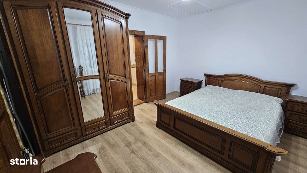 Casa cu 3 dormitoare de inchiriat in zona Iosia (strada Zarandului) - Imagine principală: 5/17