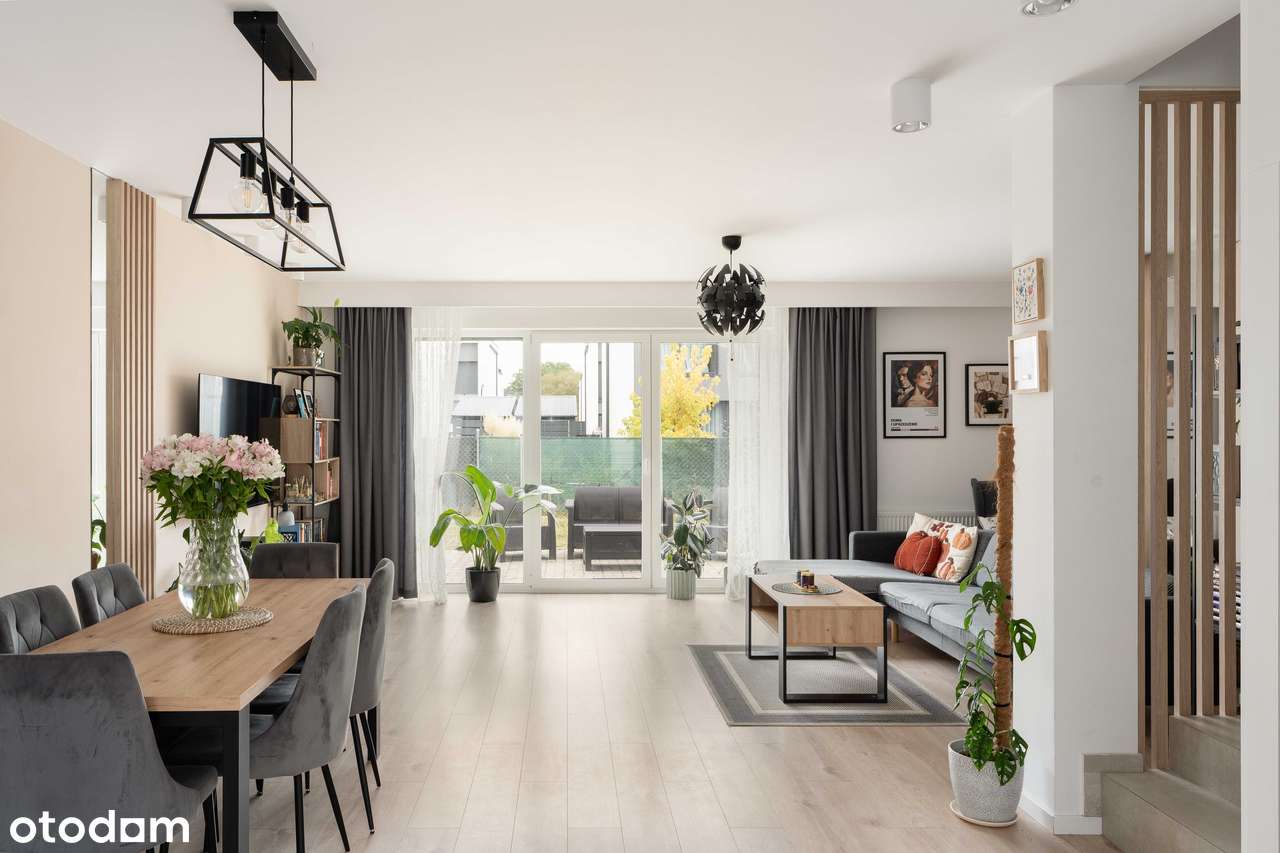 Przestronny bliźniak, gotowy do wejścia/fotowoltaika/klima./Koninko-6