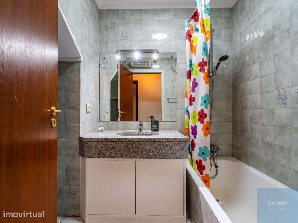 Apartamento T5 Duplex em Matosinhos-19