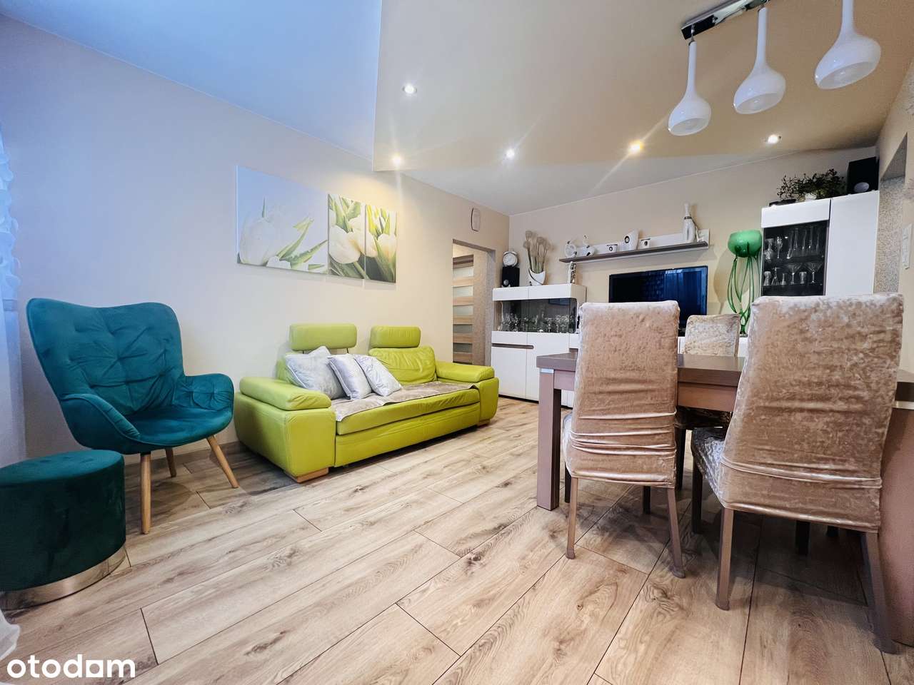 M-4 gotowe do wprowadzenia, 1 piętro z balkonem, 3 komórki- bez %-3