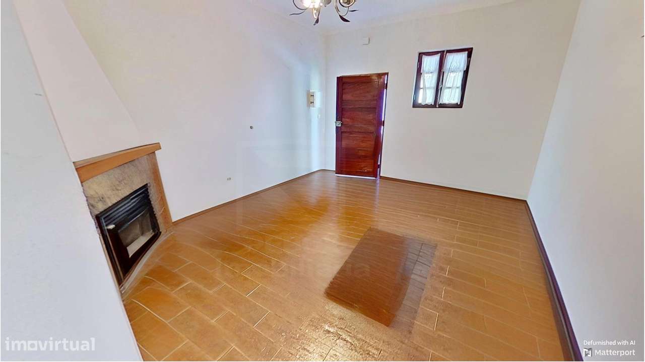 Moradia T6 com Terreno 1000 m² + Terreno Rústico – Medelim-16