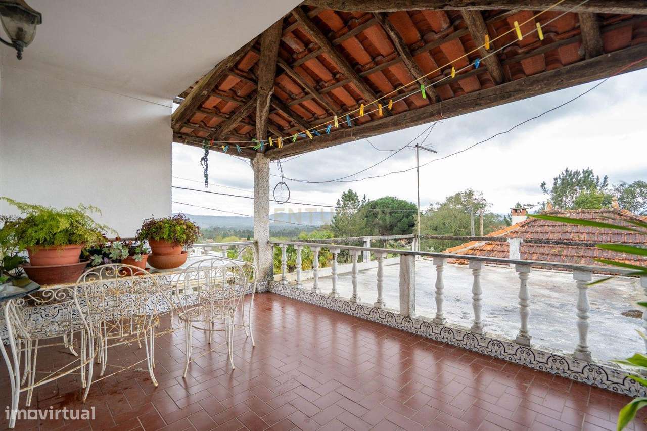 Moradia T3 + 1, com Terreno, em Vila Nova de Poiares-21