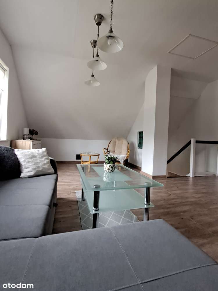 Dom nad jeziorem, całoroczny, nasadzenia, fotowotaika, media, wiata-4