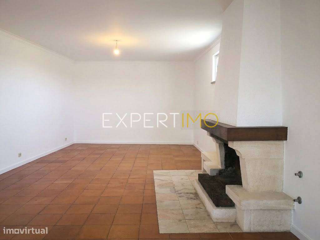 Moradia com 3 edifícios num total de 670 m2 cobertos em Santiago...-9