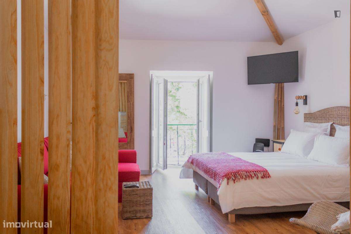 Estúdio - localizado em Setubal - Grande imagem: 1/3