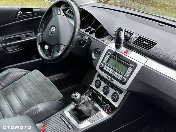 Volkswagen Passat 2.0 TDI 4Mot Comfortline - 3