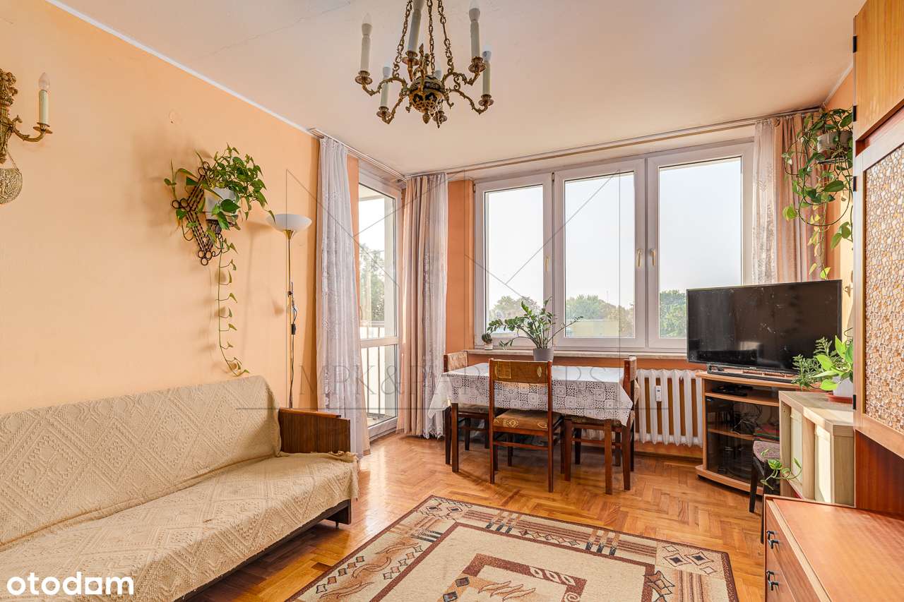 Dwustronne!, Przestronne, 3 pokojowe mieszkanie 20 minut od centrum!-1