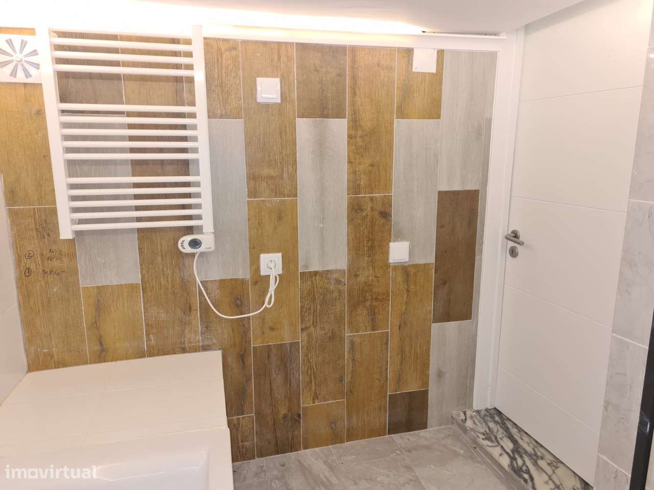 Moradia T3 Renovada Niza - Com Quintal-11