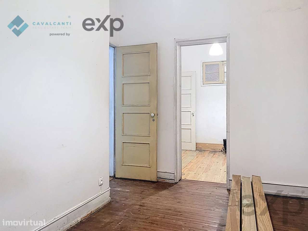 T3 com charme e logradouro Para Remodelar – Lisboa-9