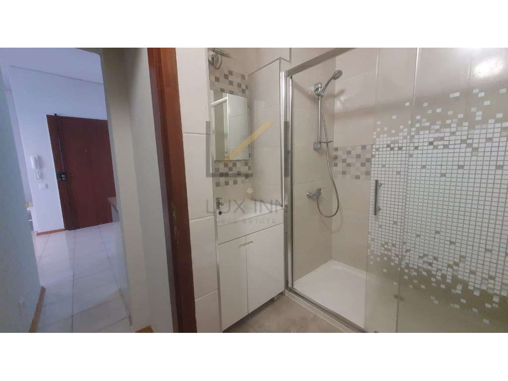 Apartamento T1 totalmente mobilado e equipado-9