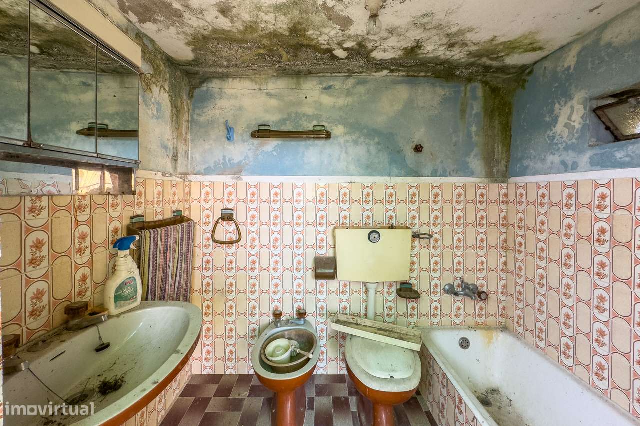 Moradia para Restauro, São João de Rei, Póvoa de Lanhoso-33