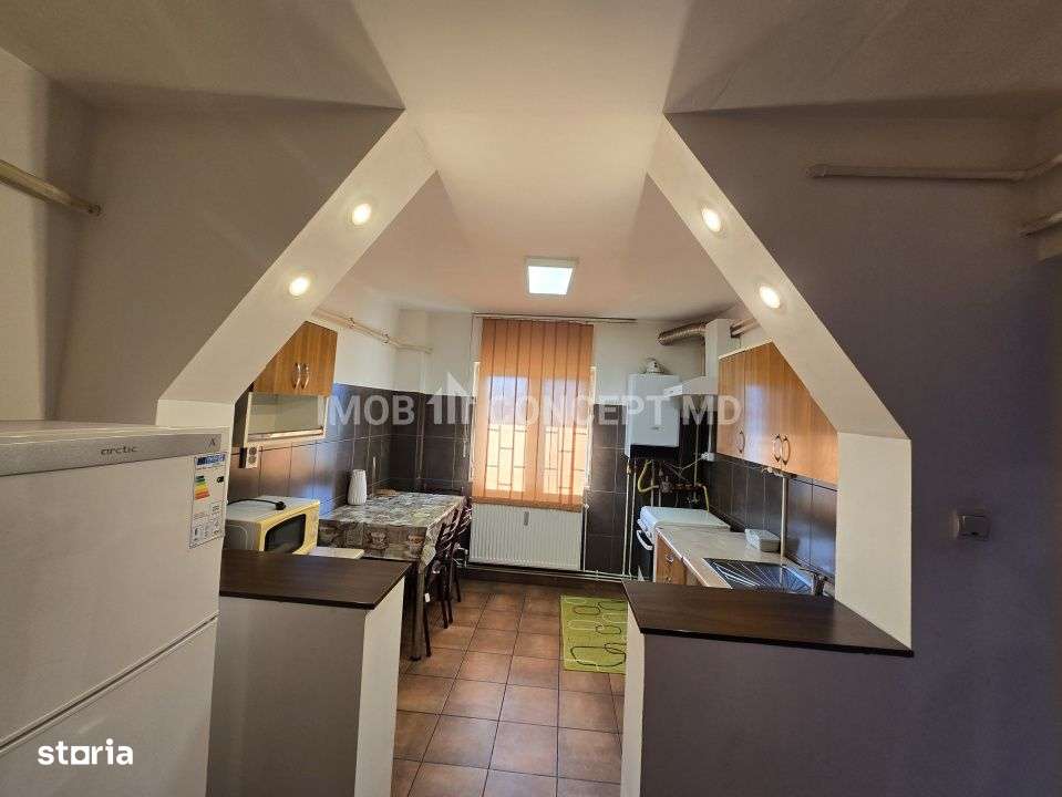 Vanzare apartament 2 camere in zona Republicii-13