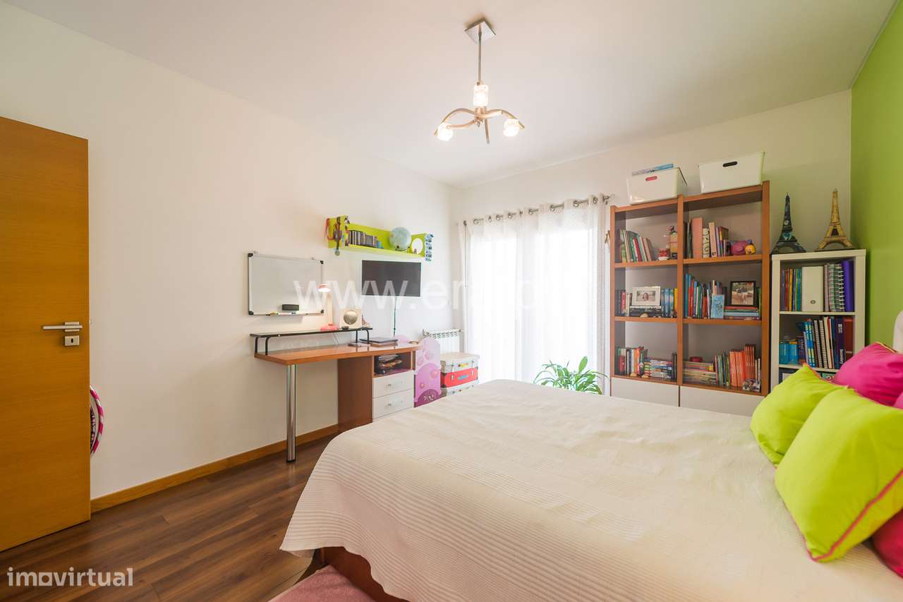 Apartamento T4 - Colinas do Cruzeiro-24