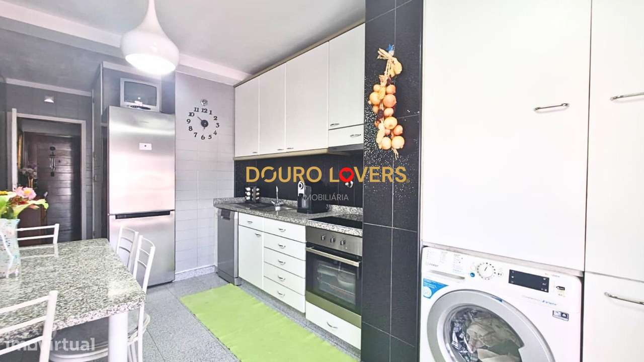 Apartamento T2 em Rio Tinto – Excelente Estado, com Garagem-15
