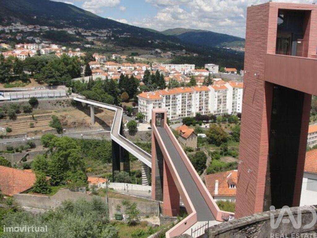 Duplex T3 em Covilhã e Canhoso de 119,00 m2-23