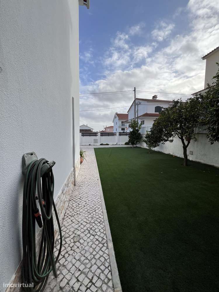 Moradia Isolada em Aires, muito espaçosa - Grande imagem: 5/32