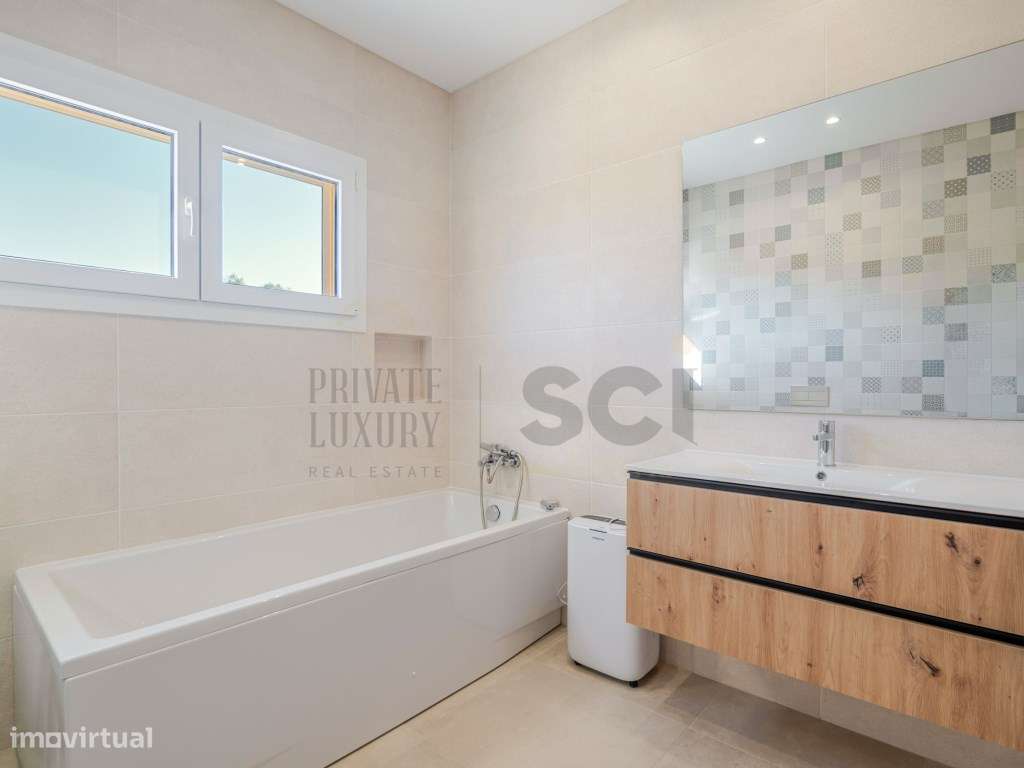 Moradia Térrea T3+1 NOVA com garagem em Alhos Vedros-19