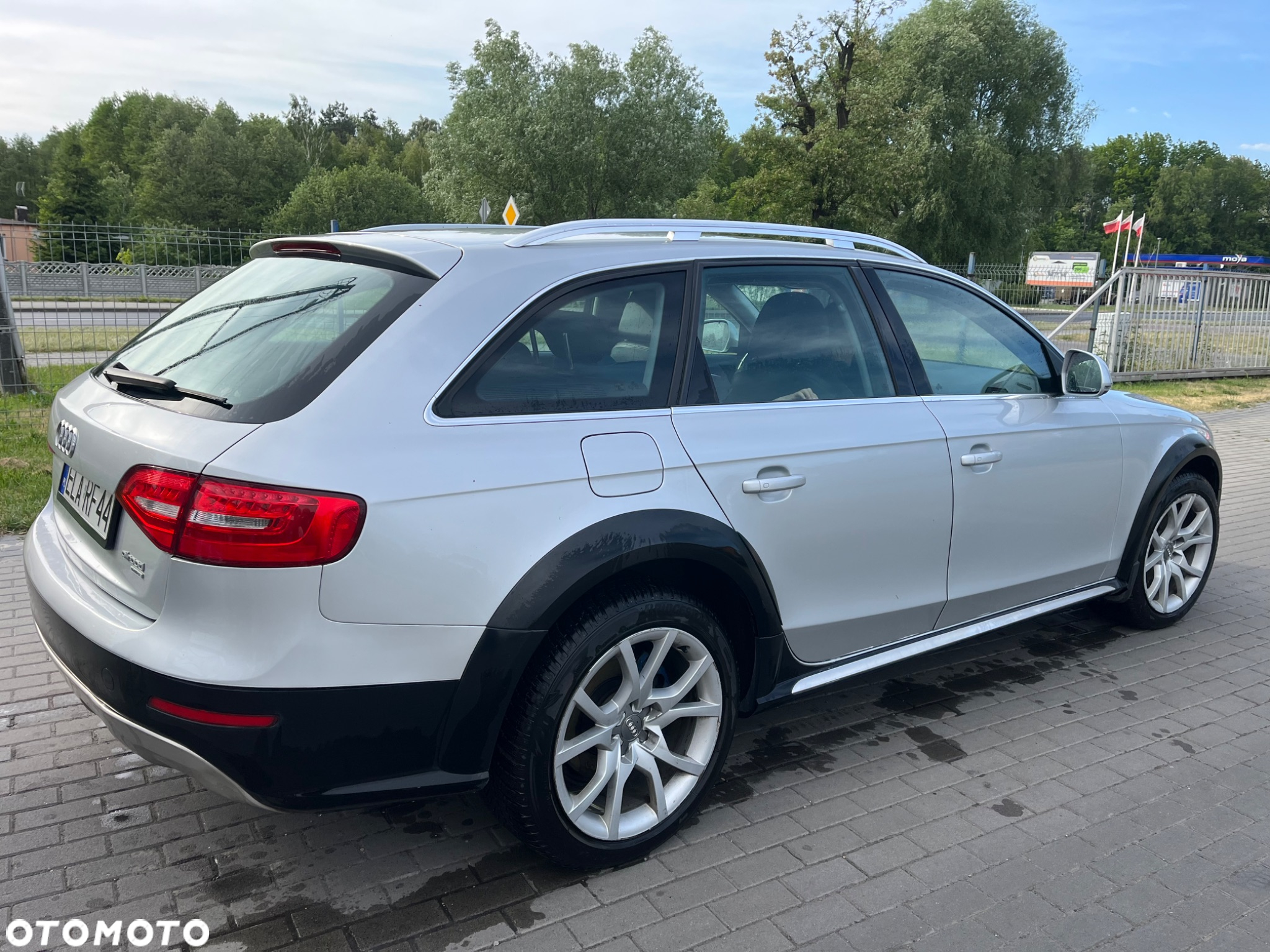 Audi A4 Allroad 2.0 TDI Quattro S tronic - 8