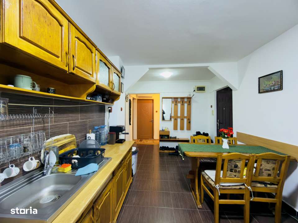 Apartament 4 camere, decomandat, etaj 2, 78mp in Bucovina - Imagine principală: 4/15