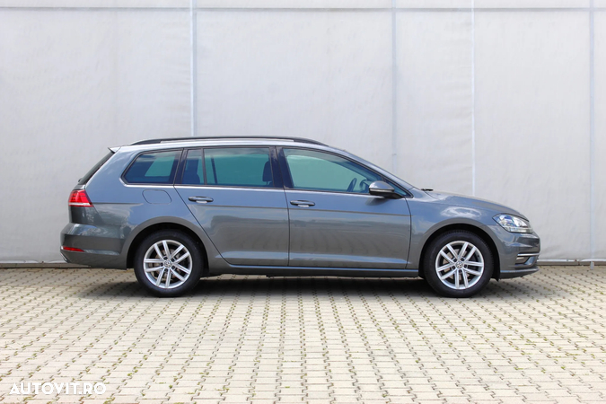 Volkswagen Golf 2.0 TDI DSG Comfortline - 6